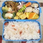 お弁当持参の生徒にも給食無償化のサポートを。
